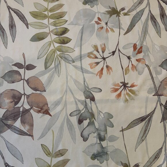 Rectangle and Round Matching Tablecloths - Picture 5 of 5